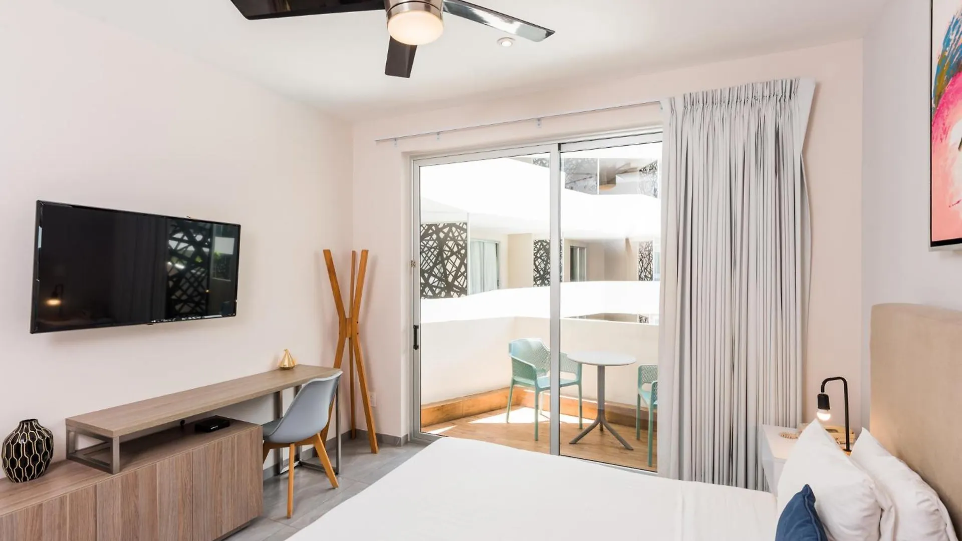 Hotel apartamentowy The Gallery Condos Playa del Carmen